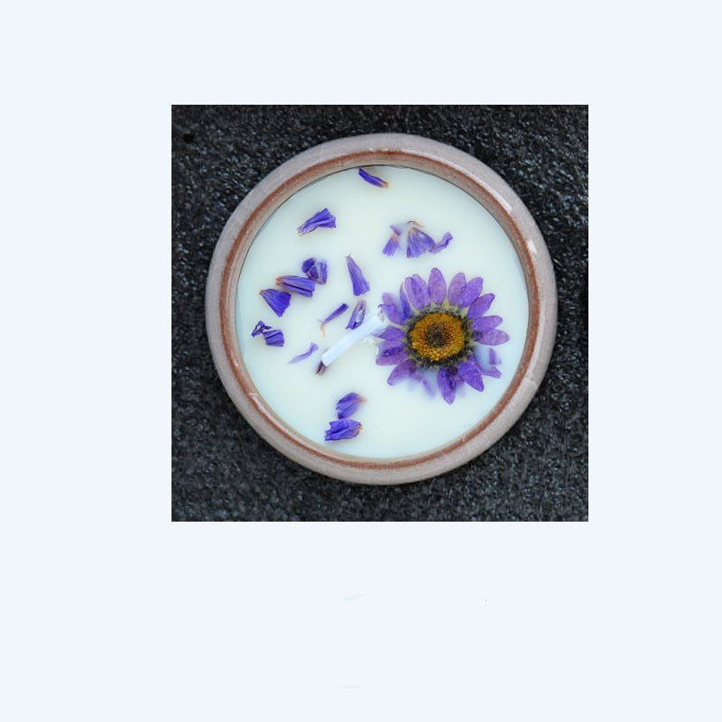 Ceramic candle  With Dried Flowers And Fragrant Candles