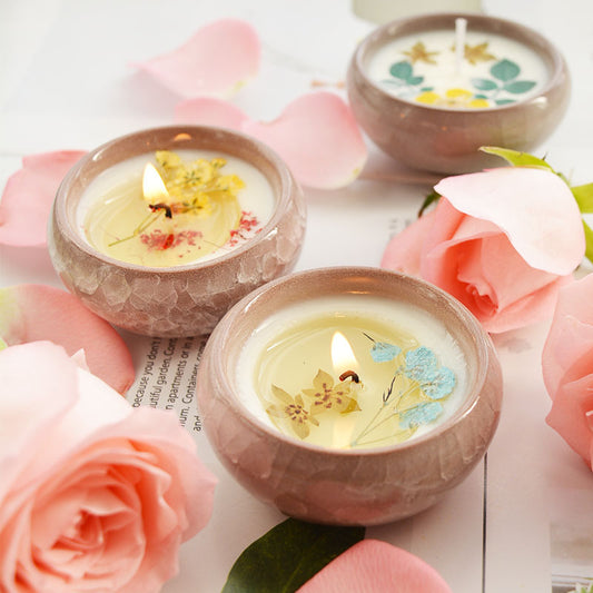 Ceramic candle  With Dried Flowers And Fragrant Candles